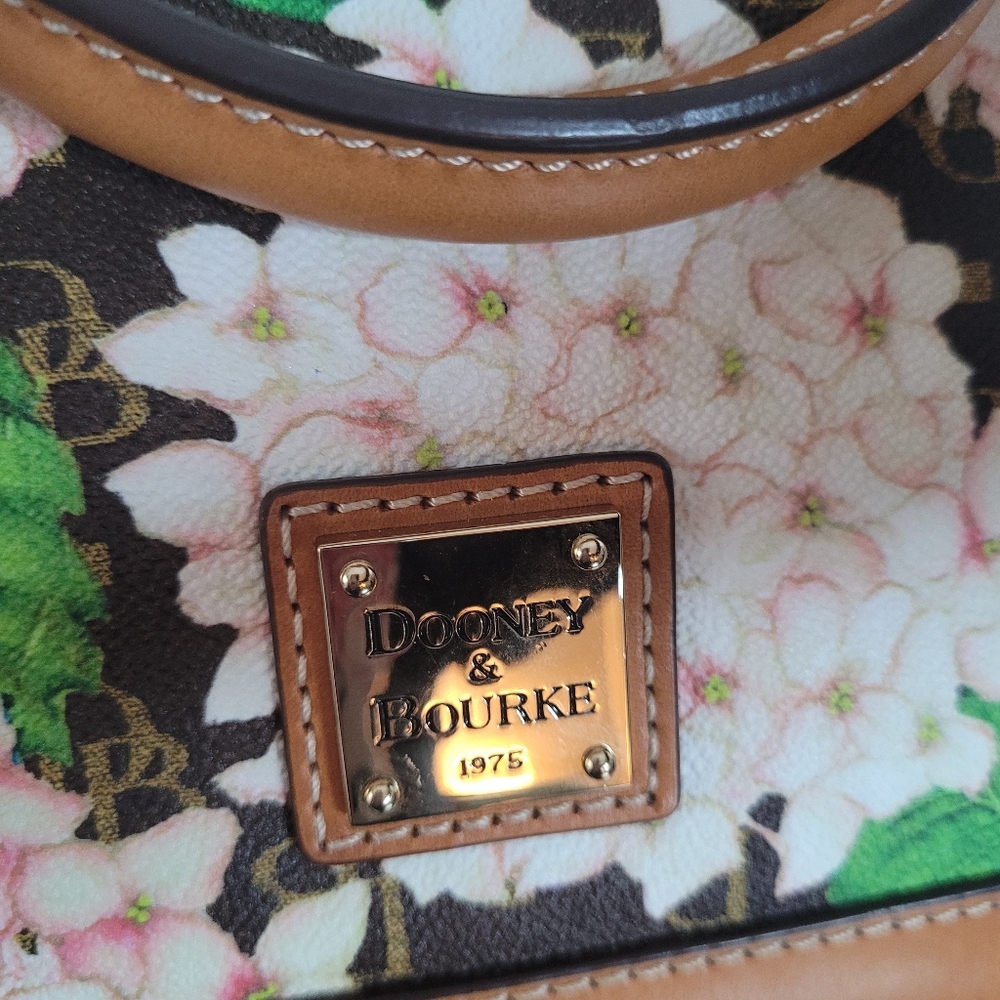 Dooney & Bourke Hydrangea Monogram Bitsy Zip Zip Dome Satchel - Picture 3 of 16